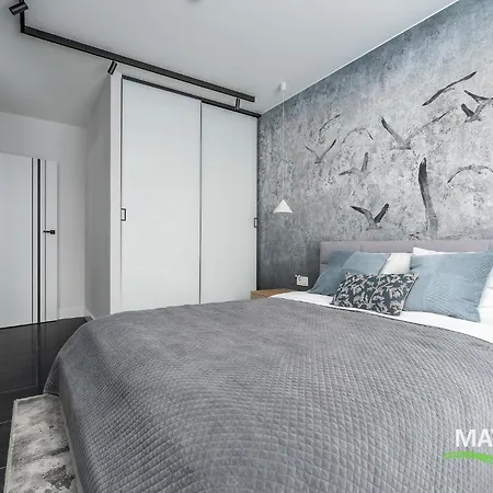 Maybesea Polanki Park Premium *