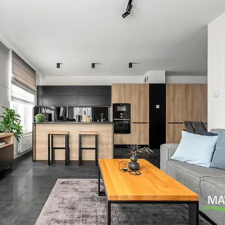 Maybesea Polanki Park Premium Apartment