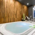 Apartment Maybesea Polanki Park Premium